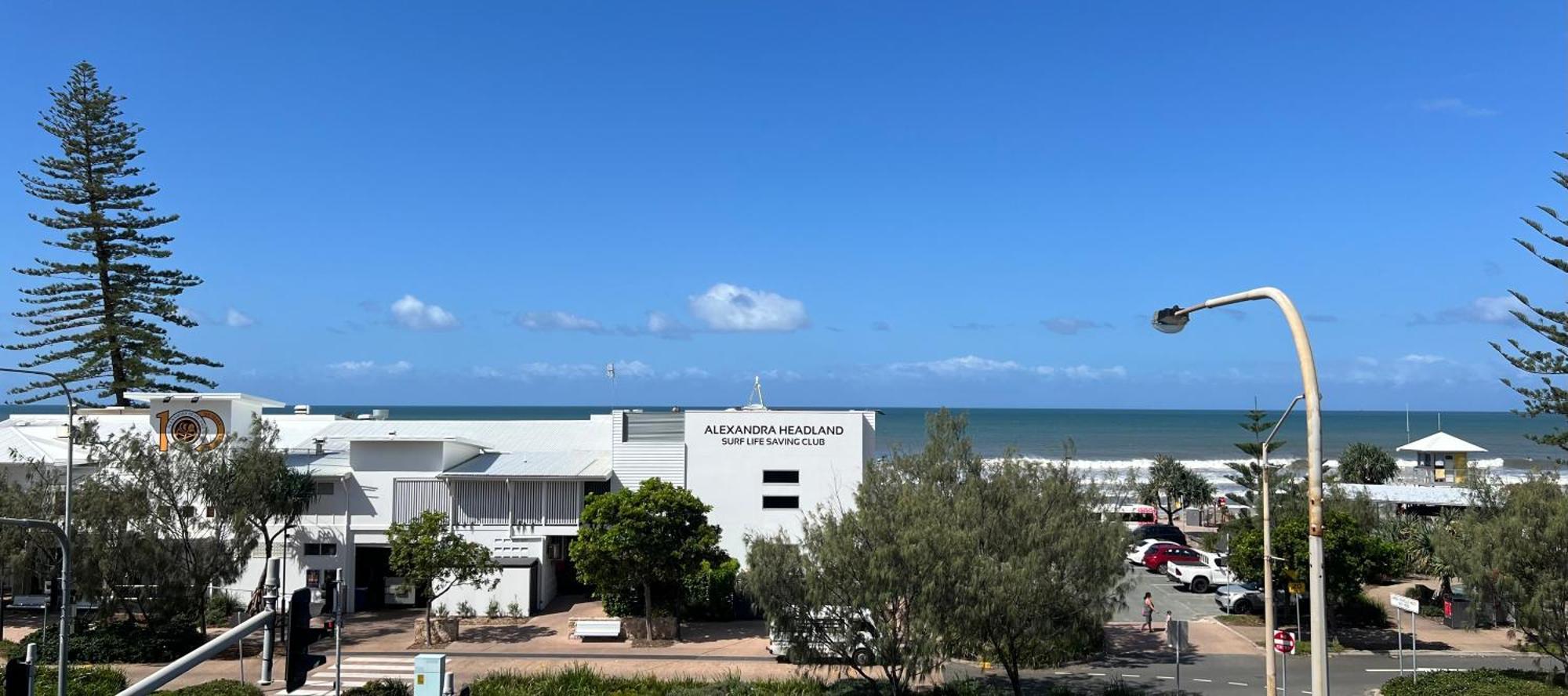 Ocean View - Alexandra Headlands Beachfront Unit 外观 照片